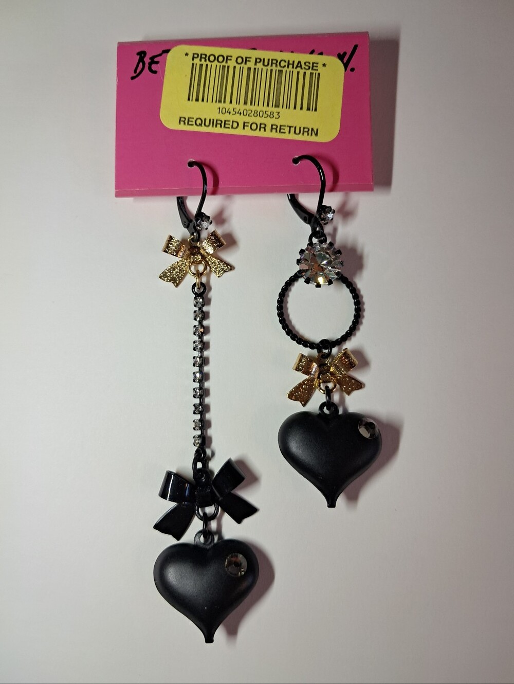 New Vintage Mismatch Betsey Johnson Black Heart Dangle Earrings with Gold Bows